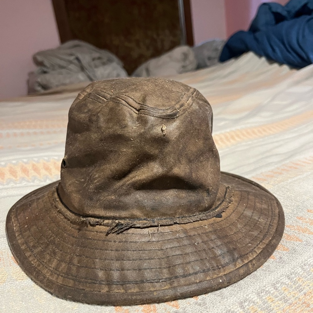 Filson tin cloth hat